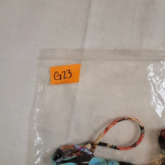 O'Neill Reina Tropical Malibu Bikini Top Size XL - Picture 12 of 12